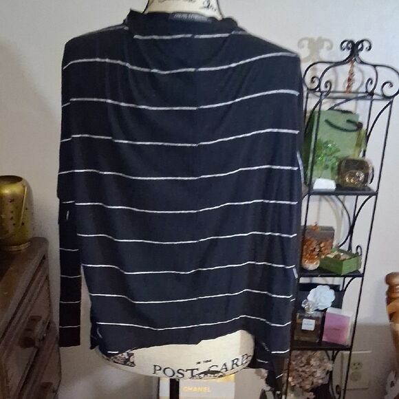 Victorias Secret Striped Black & White Open Front Women's Light Cardigan S/P - Picture 4 of 8